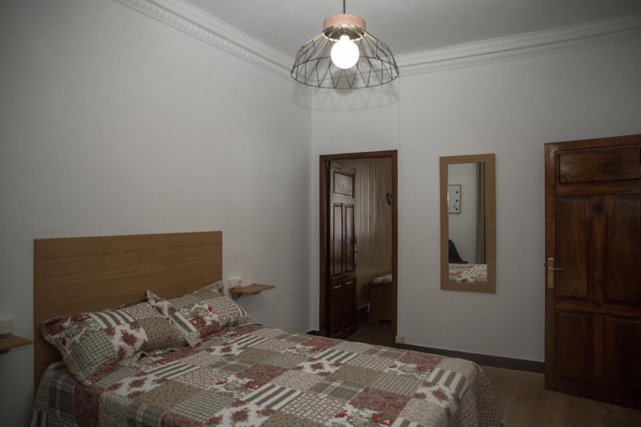 Villa La Casa Del Rio - A 13 Kilometros De Santiago Sigueiro Esterno foto